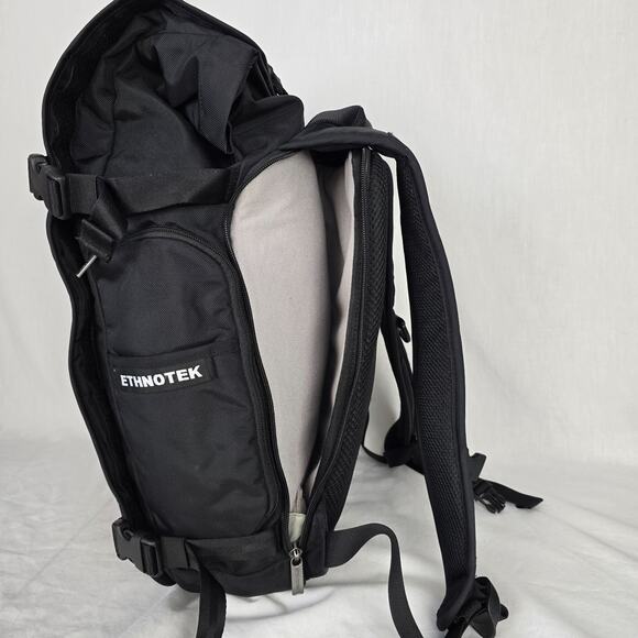 Ethnotek Premji 20 Liter Daypack Backpack Colorful Ethnic Hiking - Picture 6 of 16